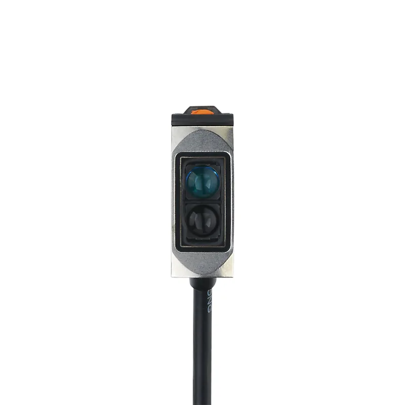 Bouton lumineux reflex avec suppression de fond - O6H300
