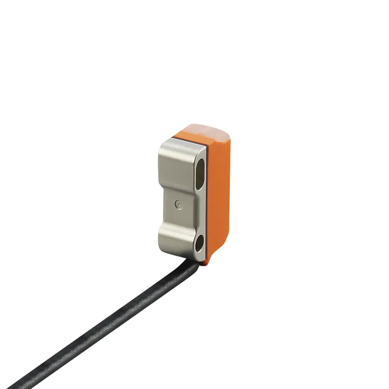 Bouton réflexe avec suppression d'arrière-plan - O8H201 O8H201